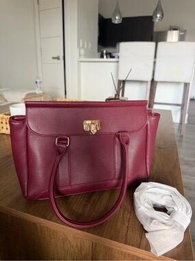 Classic Structured Tote Bag - Burgundy